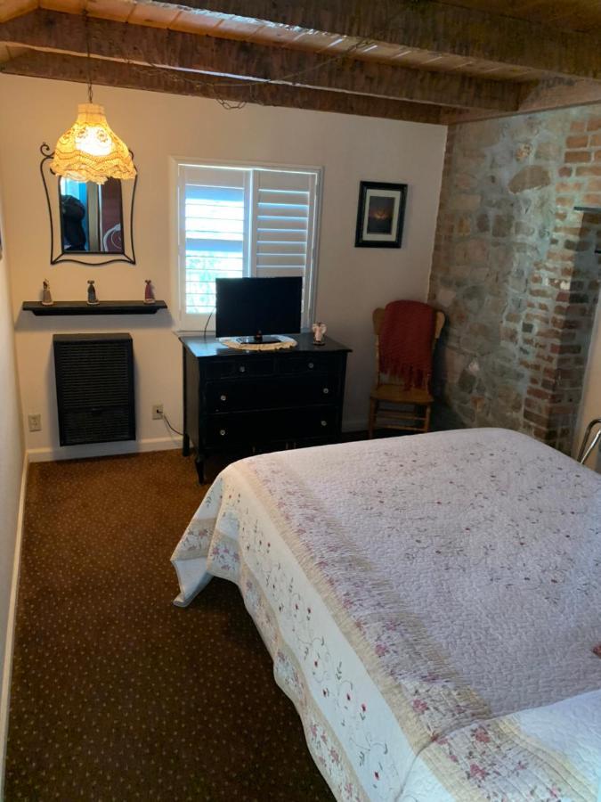 Sugarloaf Mountain Motel Virginia City Dış mekan fotoğraf