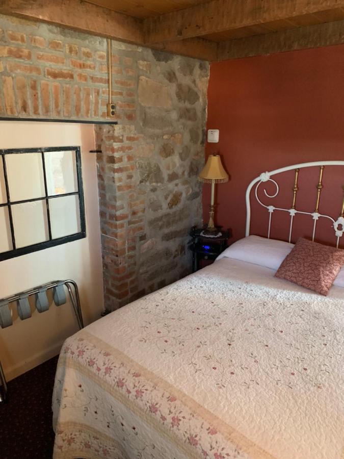 Sugarloaf Mountain Motel Virginia City Dış mekan fotoğraf